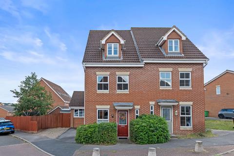 Mardling Avenue, Nottingham, NG5 5UG