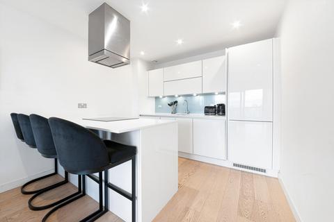 2 bedroom apartment for sale, Horizons Tower, Yabsley Street, London, E14
