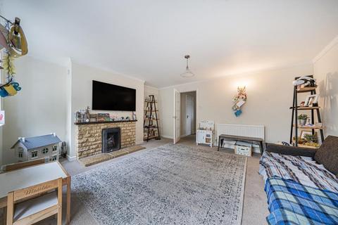 undefined, Shipton-Under-Wychwood,  Oxfordshire,  OX7