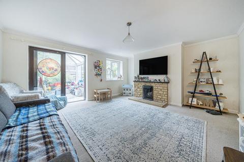 undefined, Shipton-Under-Wychwood,  Oxfordshire,  OX7