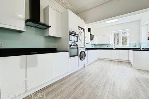 1 bedroom detached house to rent, Warren Road, Bexleyheath DA6