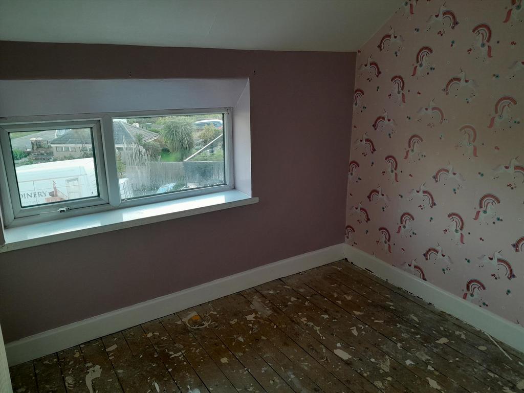 Lordsome Bedroom 3