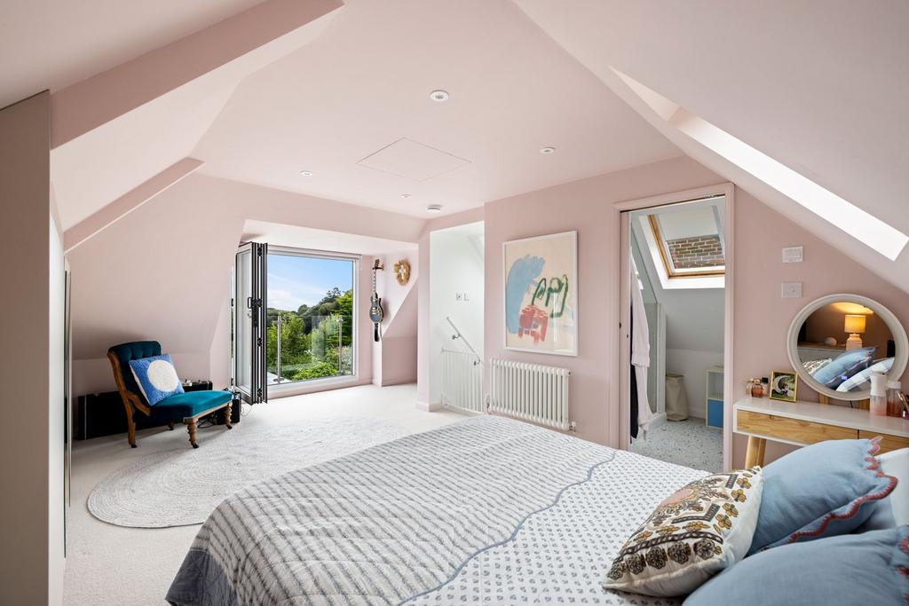 Principle bedroom