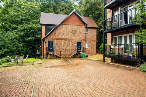 undefined, Lower Hanger, Haslemere, Surrey, GU27