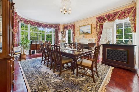 6 bedroom detached house for sale, Elloughton Road, Brough