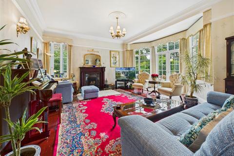 6 bedroom detached house for sale, Elloughton Road, Brough