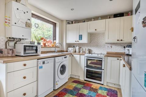 37 Arley Close, Swindon, SN25 4TP