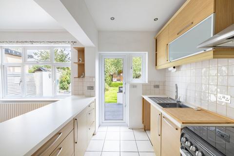 82 Eldon Road, Caterham, CR3 5JR