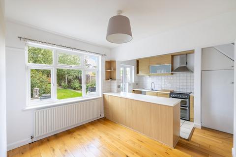 82 Eldon Road, Caterham, CR3 5JR