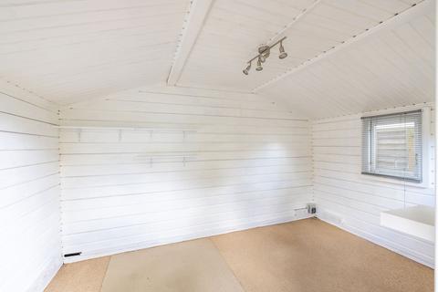 82 Eldon Road, Caterham, CR3 5JR