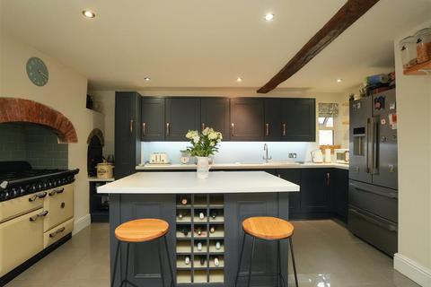 4 bedroom semi-detached house for sale, Newton Road, Tollerton, York