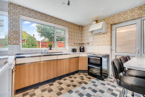 4 bedroom detached house for sale, St James Park, Chelmsford
