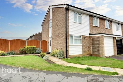 undefined, Guntons Close, Soham