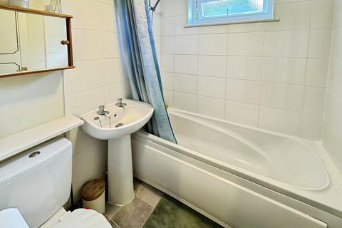 undefined,  Longacre Rise, Basingstoke RG24