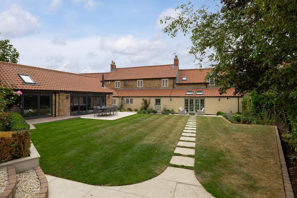 House & Garden