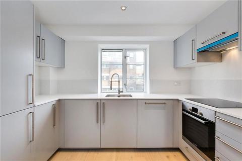 4 bedroom flat for sale, Gallery Court, London SW10