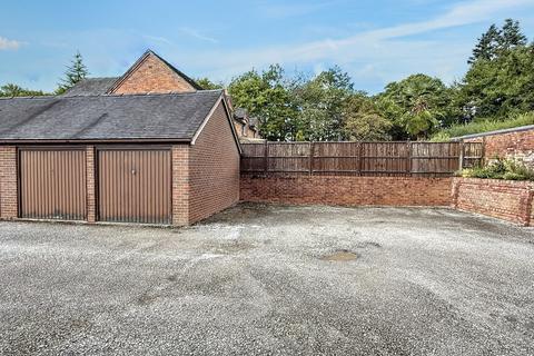 undefined, Ednaston, Ednaston, DE6
