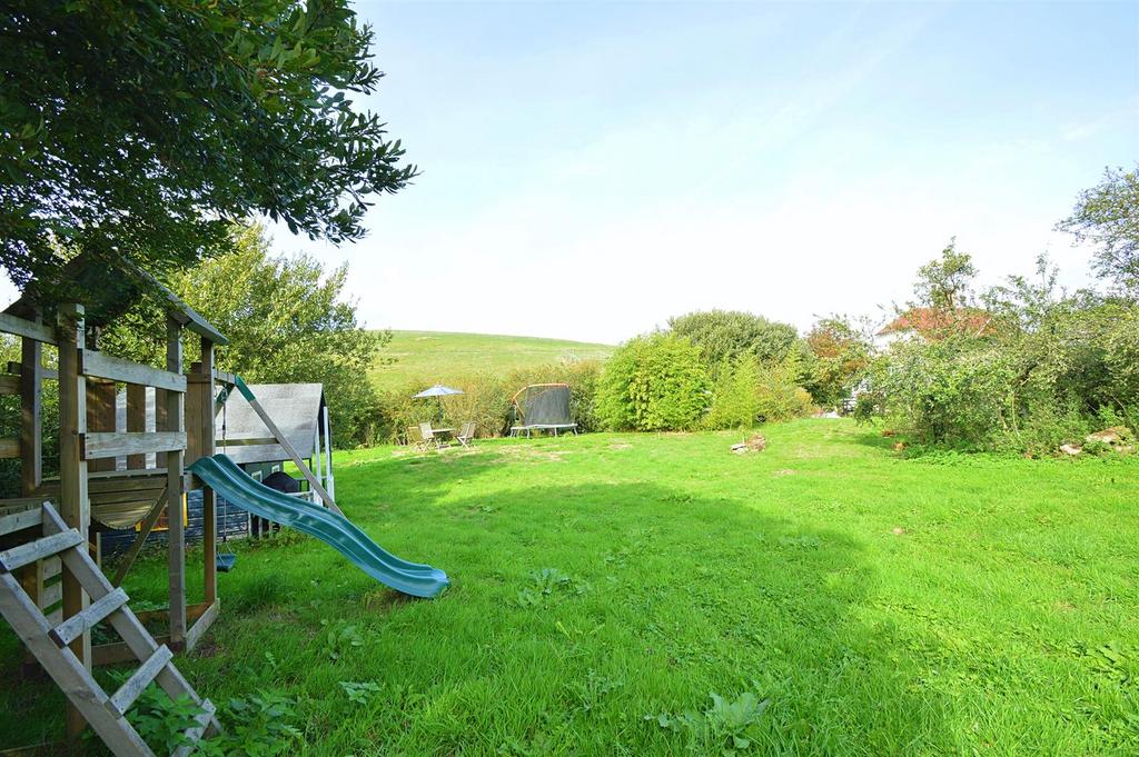 Resized Orchard5.jpg