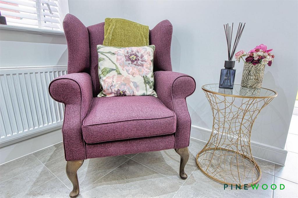 Breakfast kitchen diner