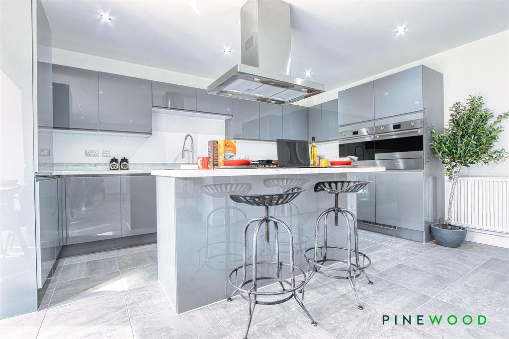 Breakfast kitchen diner