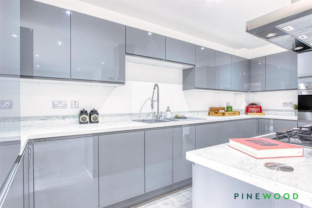 Breakfast kitchen diner