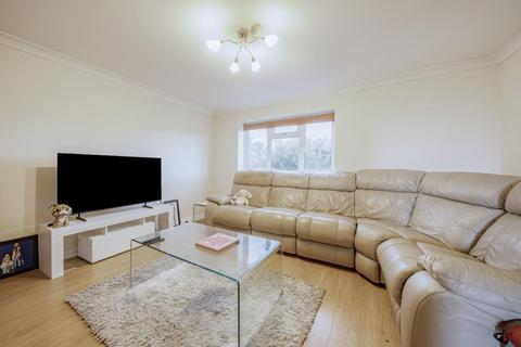 2 bedroom flat for sale, Chesham,  Buckinghamshire,  HP5
