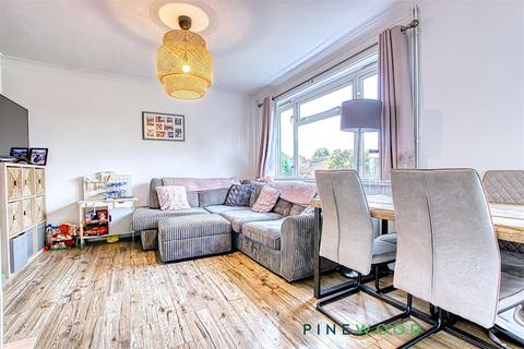 undefined, Scarsdale Crescent, Chesterfield S43