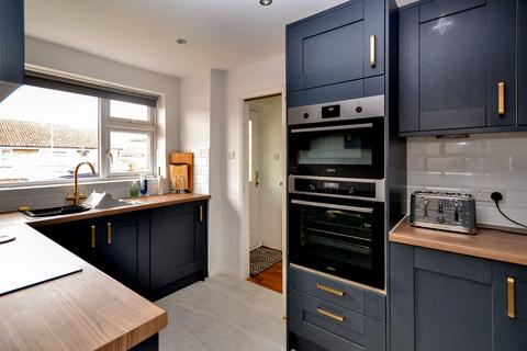 3 bedroom semi-detached house for sale, Elm Road, Romney Marsh TN29