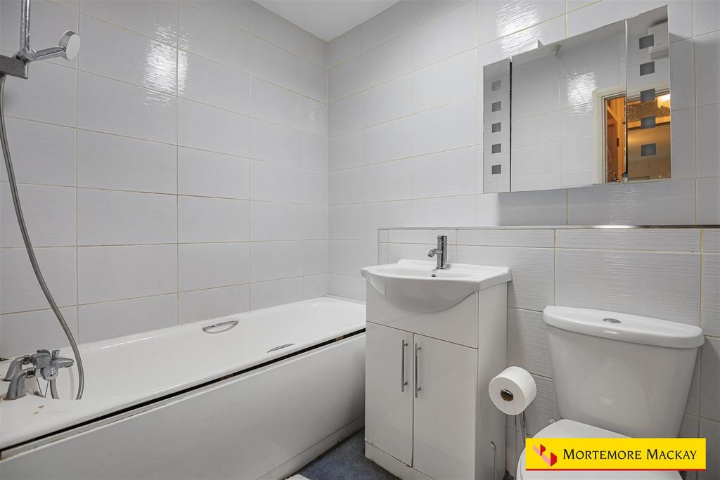 15 62921 watermarked.jpg