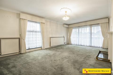 3 bedroom apartment for sale, Church Hill, London