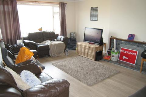 4 bedroom semi-detached house to rent, Jevington Drive, Brighton BN2