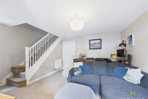 3 bedroom end of terrace house for sale, Greenfields Gardens, Shrewsbury