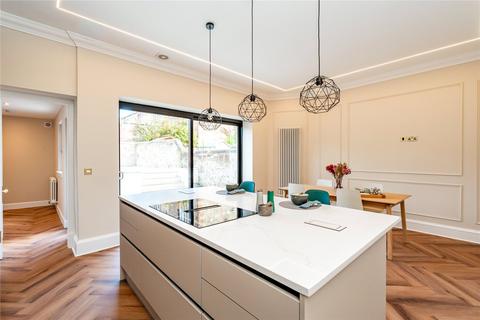 84 Comiston Drive, Edinburgh, EH10 5QT