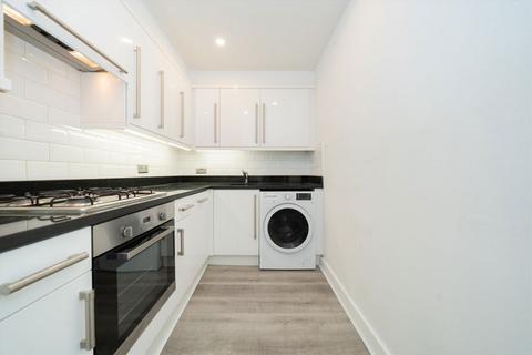2 bedroom flat for sale, Queensberry Place, London SW7