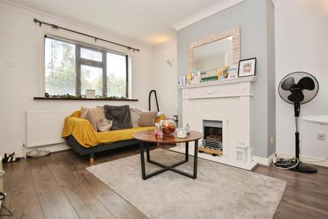 2 bedroom end of terrace house for sale, Messingham Road, Scunthorpe