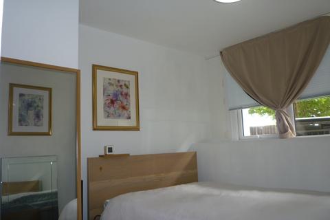 1 bedroom ground floor flat for sale, Isambard Brunel Road, Portsmouth PO1