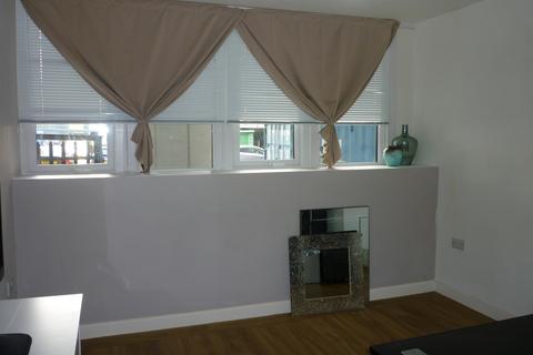 1 bedroom ground floor flat for sale, Isambard Brunel Road, Portsmouth PO1
