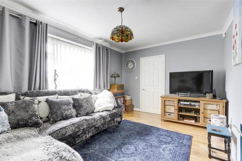 3 bedroom semi-detached house for sale, Canver Close, Nottingham NG8