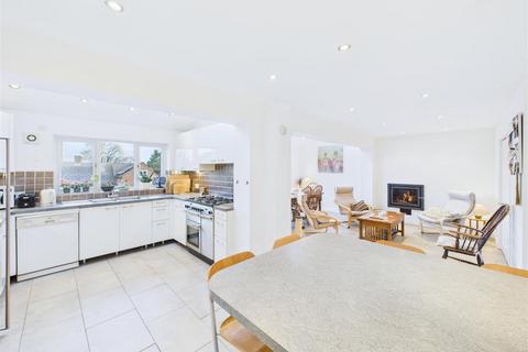 4 bedroom detached house for sale, Brentwood Road, Brincliffe, Sheffield