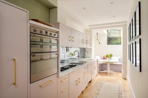 Arundel Gardens, Notting Hill, London, W11