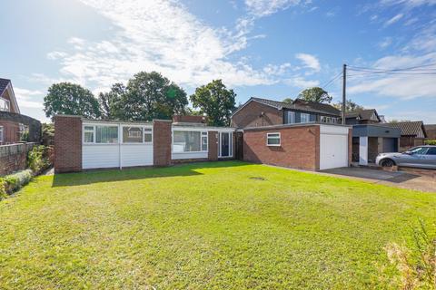 2 bedroom detached bungalow for sale, Houghton Avenue, Hempstead