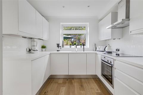 16 Croydon Road, Westerham, TN16 1EX