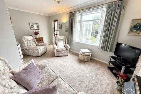 2 bedroom bungalow for sale, Cudnell Avenue, Bournemouth, BH11 9
