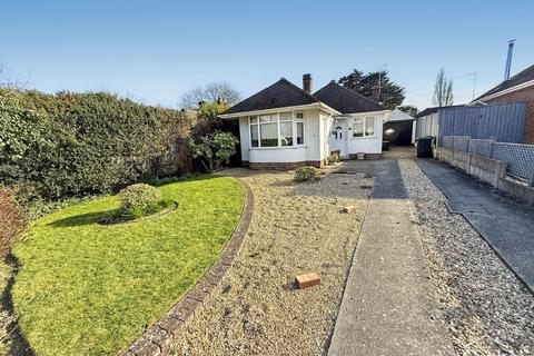 2 bedroom bungalow for sale, Cudnell Avenue, Bournemouth, BH11 9