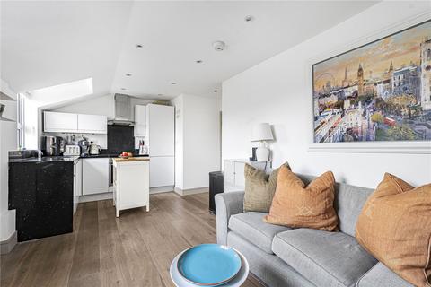 Abberley Mews, London, SW4