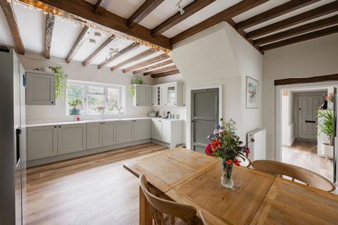 8 bedroom detached house for sale, Norwich Road, Eye IP23
