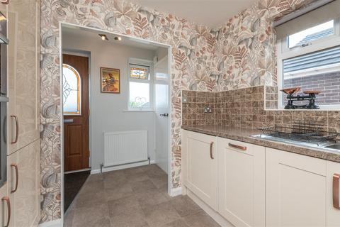 2 bedroom detached bungalow for sale, Woodman Avenue, Elland