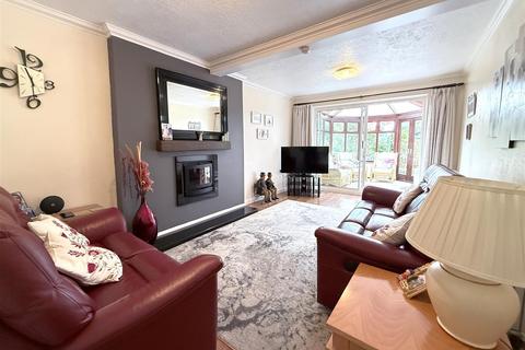 undefined, Belvoir Crescent, Langar
