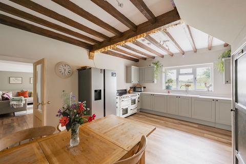 8 bedroom detached house for sale, Norwich Road, Eye IP23