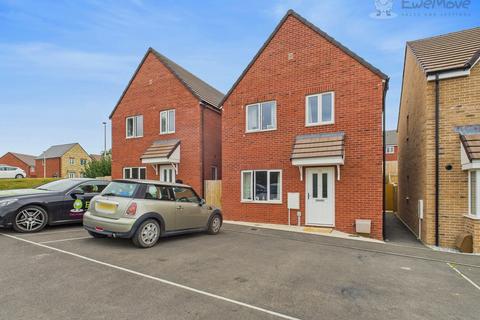 3 bedroom detached house for sale, CATKINS CLOSE, SOUTH MOLTON EX36